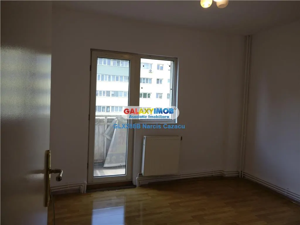 Pantelimon Vanzare apartament 4 camere ,centrala, bloc din 1981 - foto 1