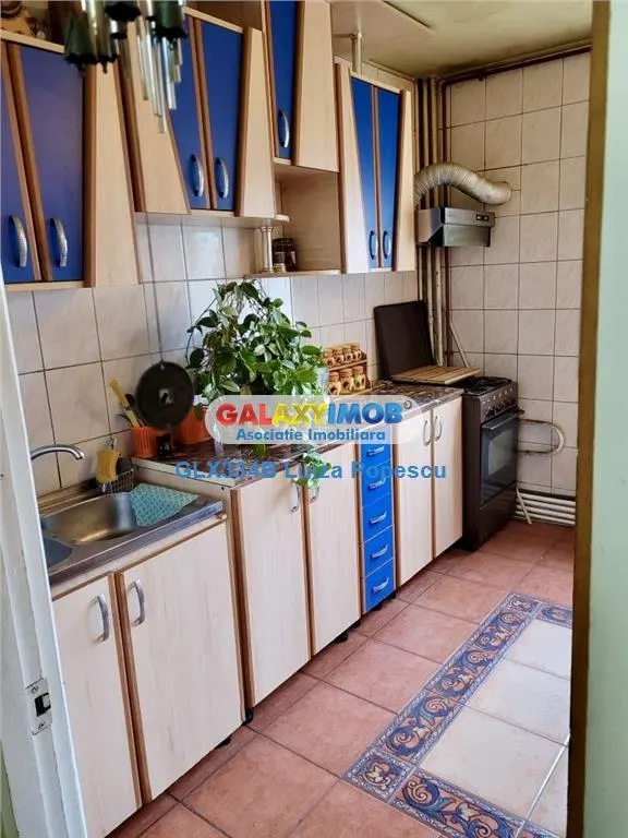 Vanzare apartament 3 camere 13 SEPTEMBRIE PROSPER cu Centrala Proprie - foto 1
