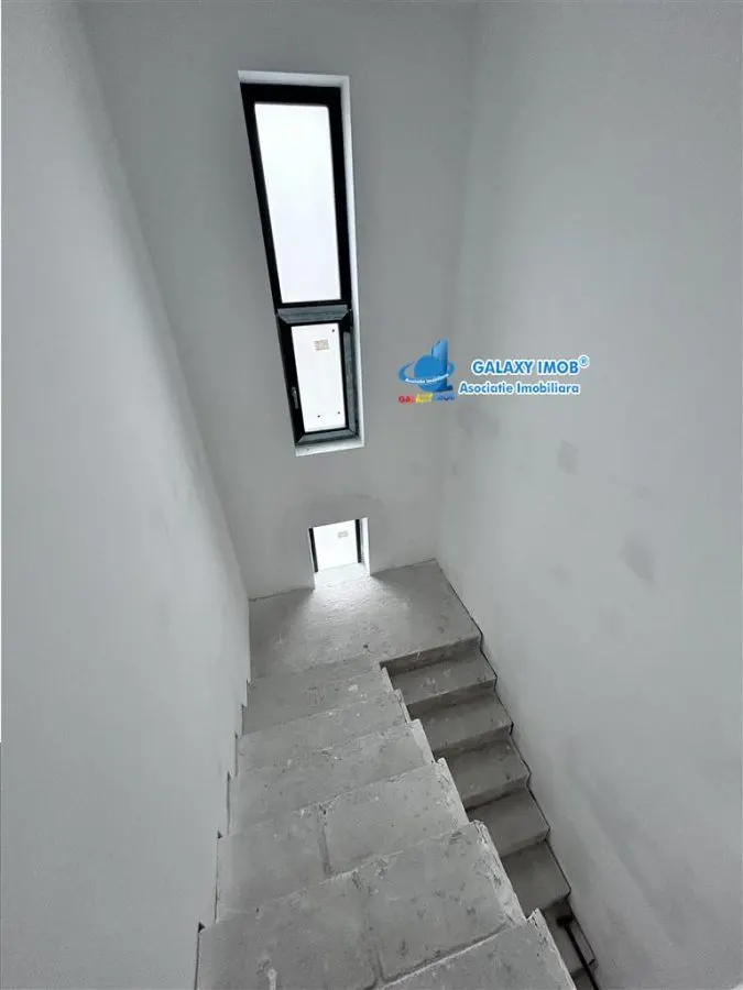 Casa 5 cam/4bai/terasa/227mp-Panouri 10kw-Pompa caldura10kwTeren 525mp - foto 14
