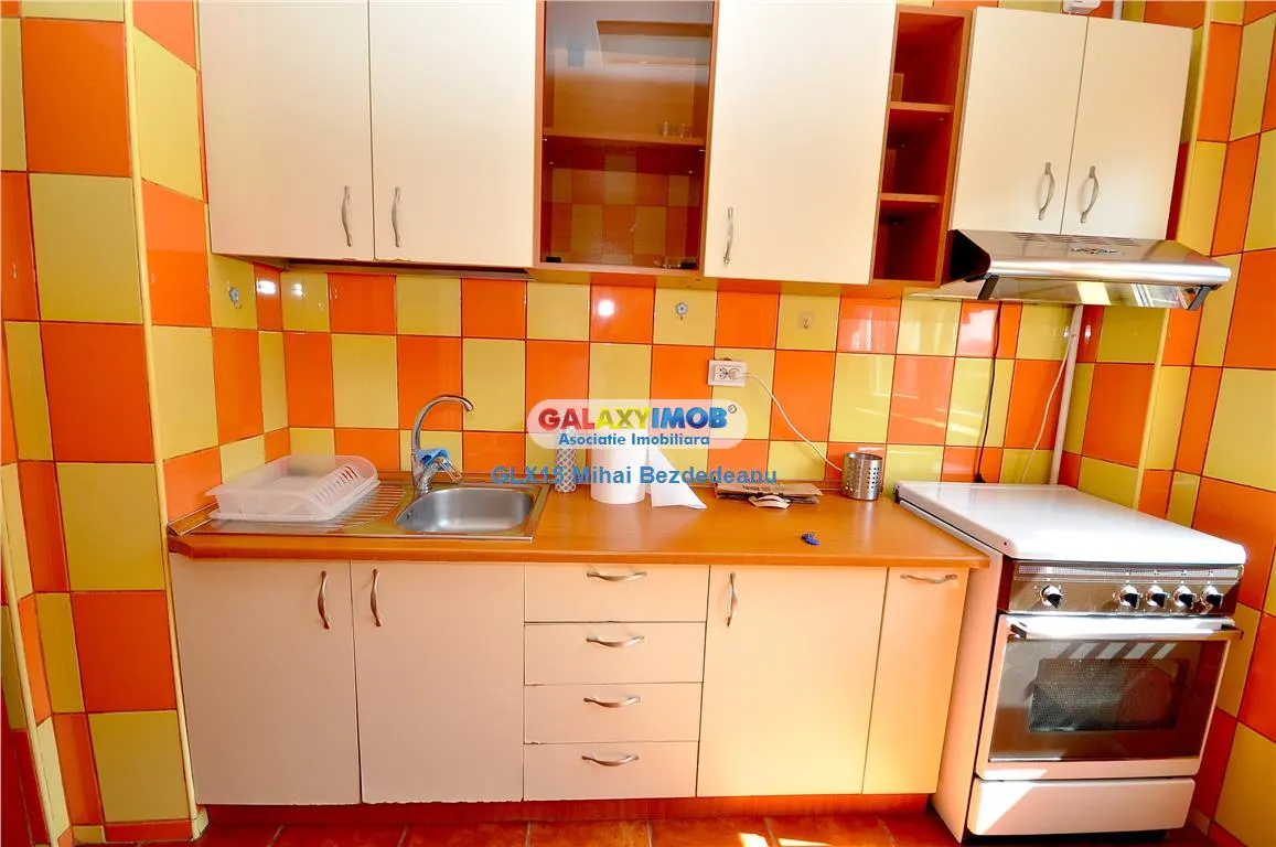 Vanzare apartament 2 camere in zona Podul Grand - Piata Crangasi - foto 7