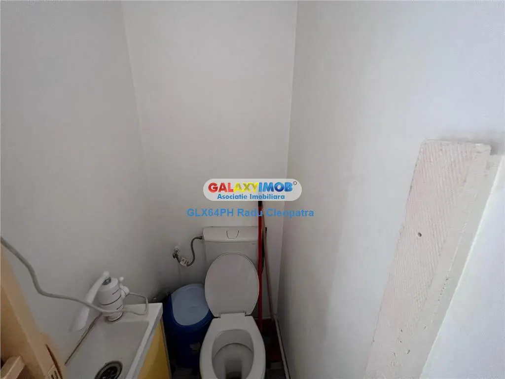 Inchirere spatiu comercial in Ploiesti, zona Halele Centrale - foto 7