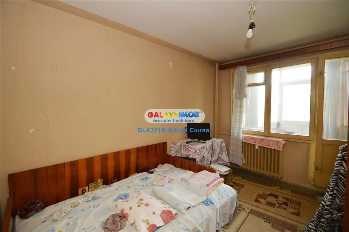 Rahova | Alexandriei | Antiaeriana | Scoala Nr. 131 | Balcon - foto 9