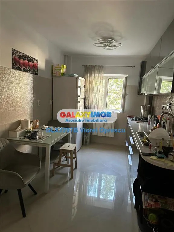 Apartament 3 camere, decomandat, 2 bai, renovat LUX, mobilat, Diham - foto 4