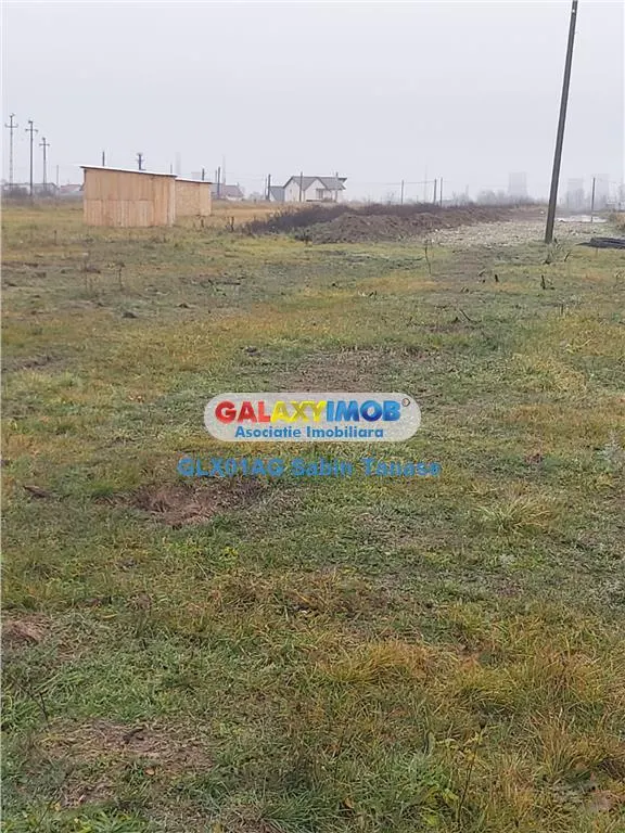 vanzare loturi  teren 400 mp intravilan  BRADU -DE SUS - foto 1