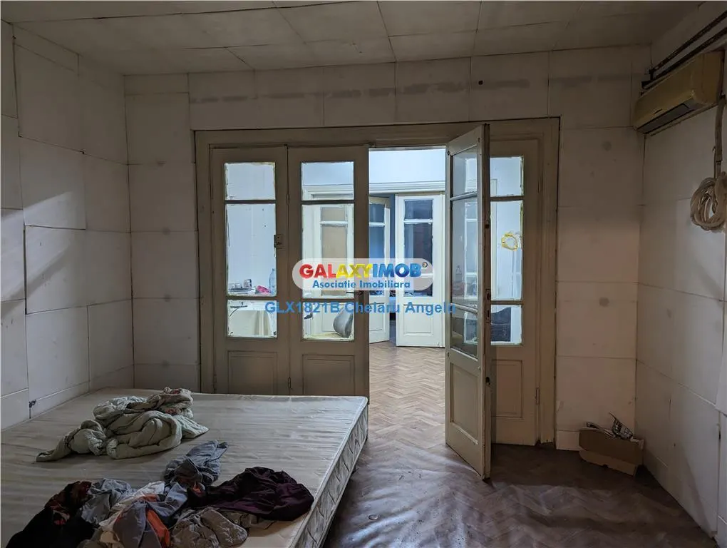 Calea Ferentari casa 4 camere 92mp,teren 200mp,toate utilitatille - foto 1