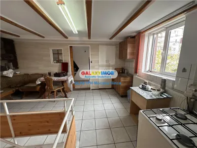 Vanzare casa 4 camere + garaje auto, in Ploiesti, zona Vest - foto 24