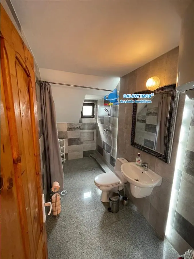 Vila P+1E, 9 camere -25 pers, 215 mpu, Teren 536mp, Parcare,Costinesti - foto 24