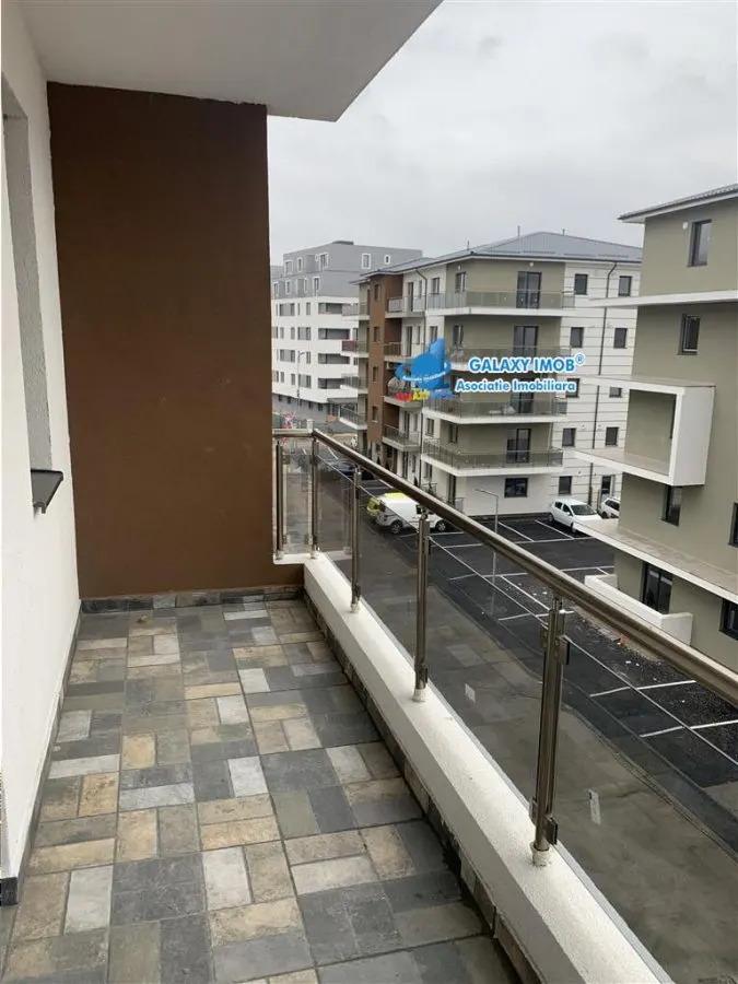 Garsoniera de vanzare 52mp-Bucatarie inchisa-str Alunului-Latin - foto 1