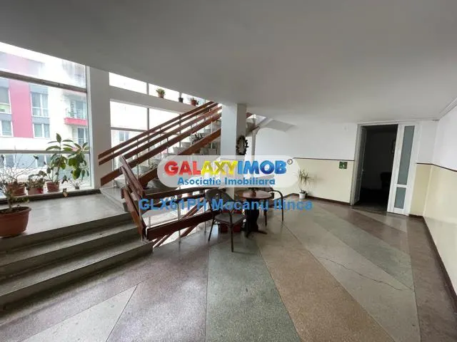 Inchiriere cladire birouri  970 mp, in Ploiesti, zona semi-centrala - foto 1