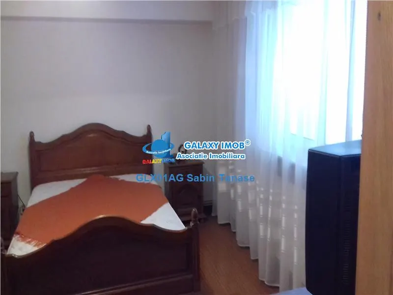 De inchiriat ap cu 3 camere ultracentral 300 euro la cheie - foto 13