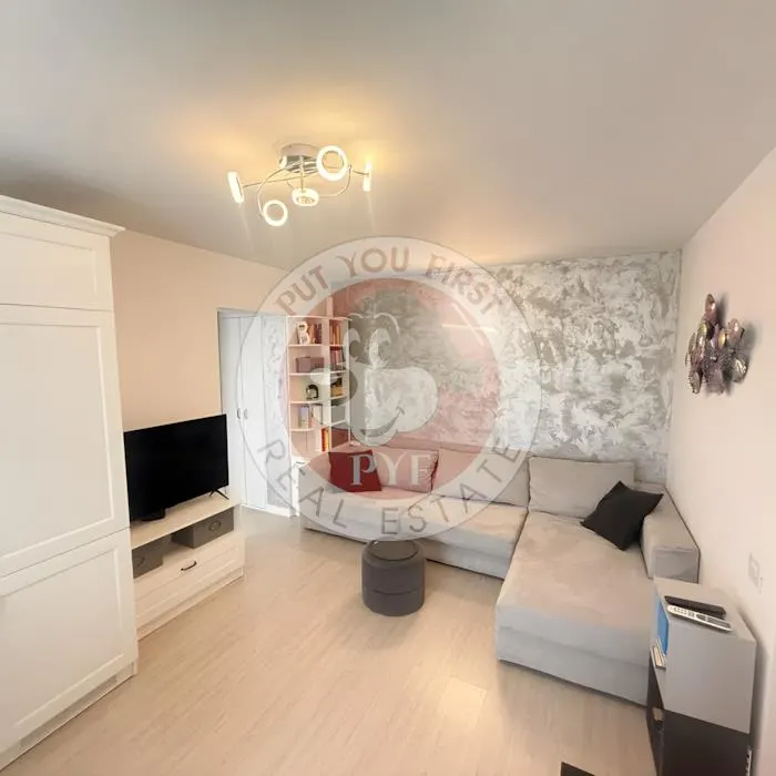 Ambasada Turciei | 3 camere | Bloc 1984 | 55 mp | Open space | B13197 - foto 1