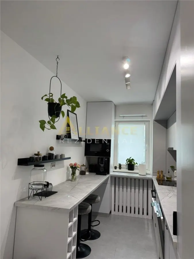 Apartament 2 camere decomandat de vanzare 58 mp  etaj 5/6  mobilat si utilat / parcare inclusa - foto 8