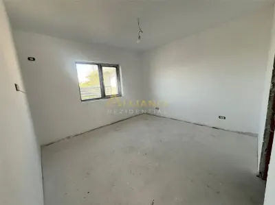 Casa individuala - 3 camere  - 2 bai- teren-375 mp-200 M de STV - foto 14