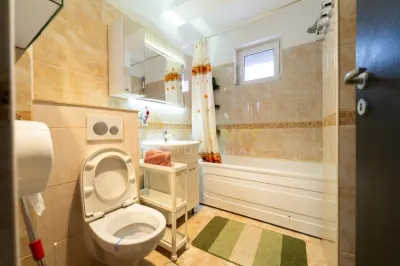 Apartament 3 camere/ Mobilat si utilat /Parcare /Metrou berceni 15-20min/ - foto 9