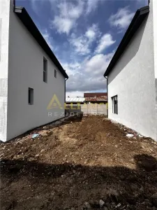 Vila individuala 5 camere ~ 3 bai ~  Teren 300 mp - foto 5