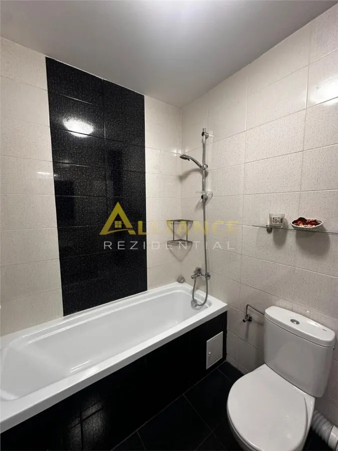 Apt 3 camere 2 bai mobilat utilat Bulevardul Metalurgiei - foto 16