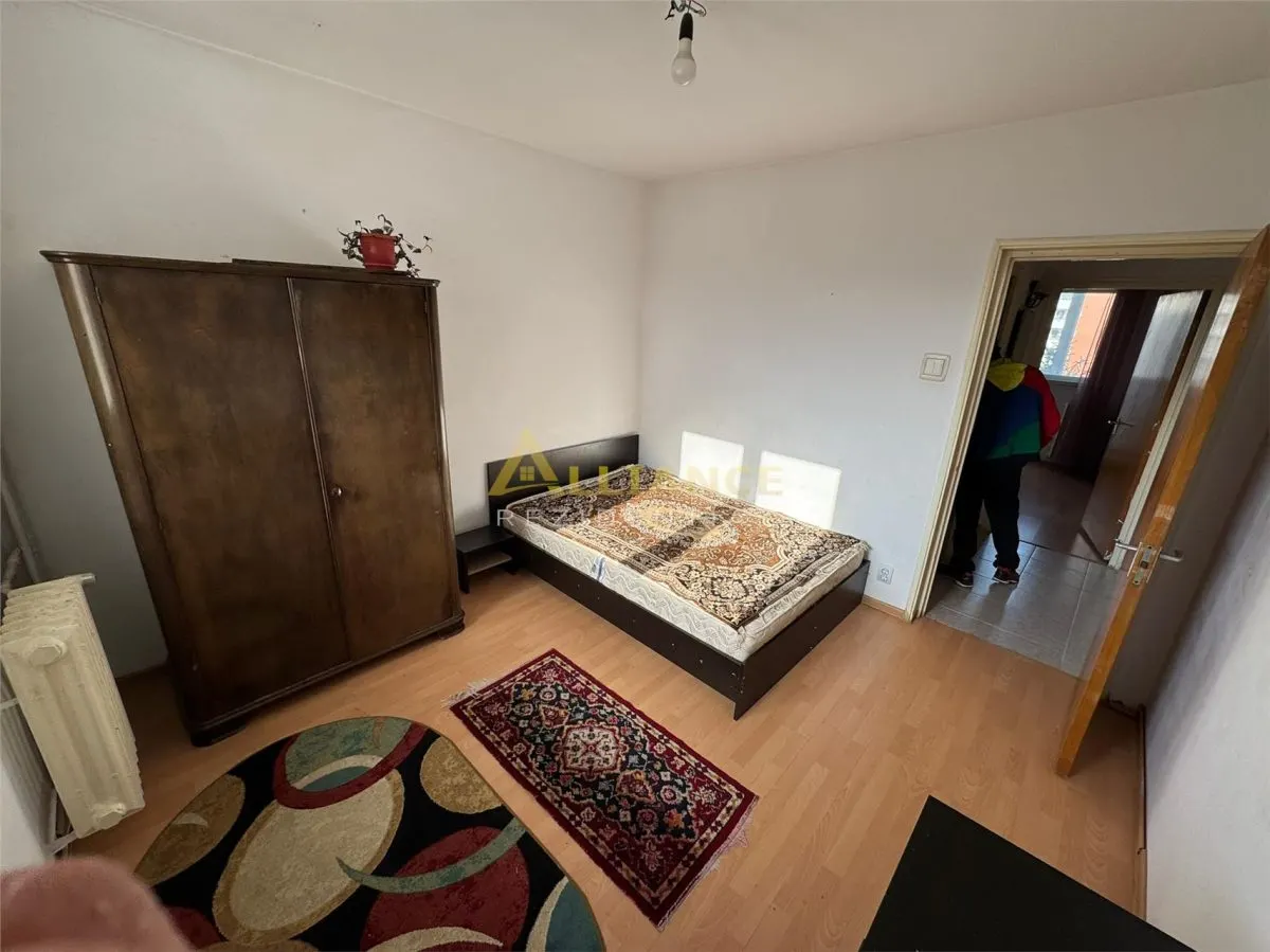 5 Minute Metrou Dristor | Apartament 3 camere mobilat utilat - foto 3