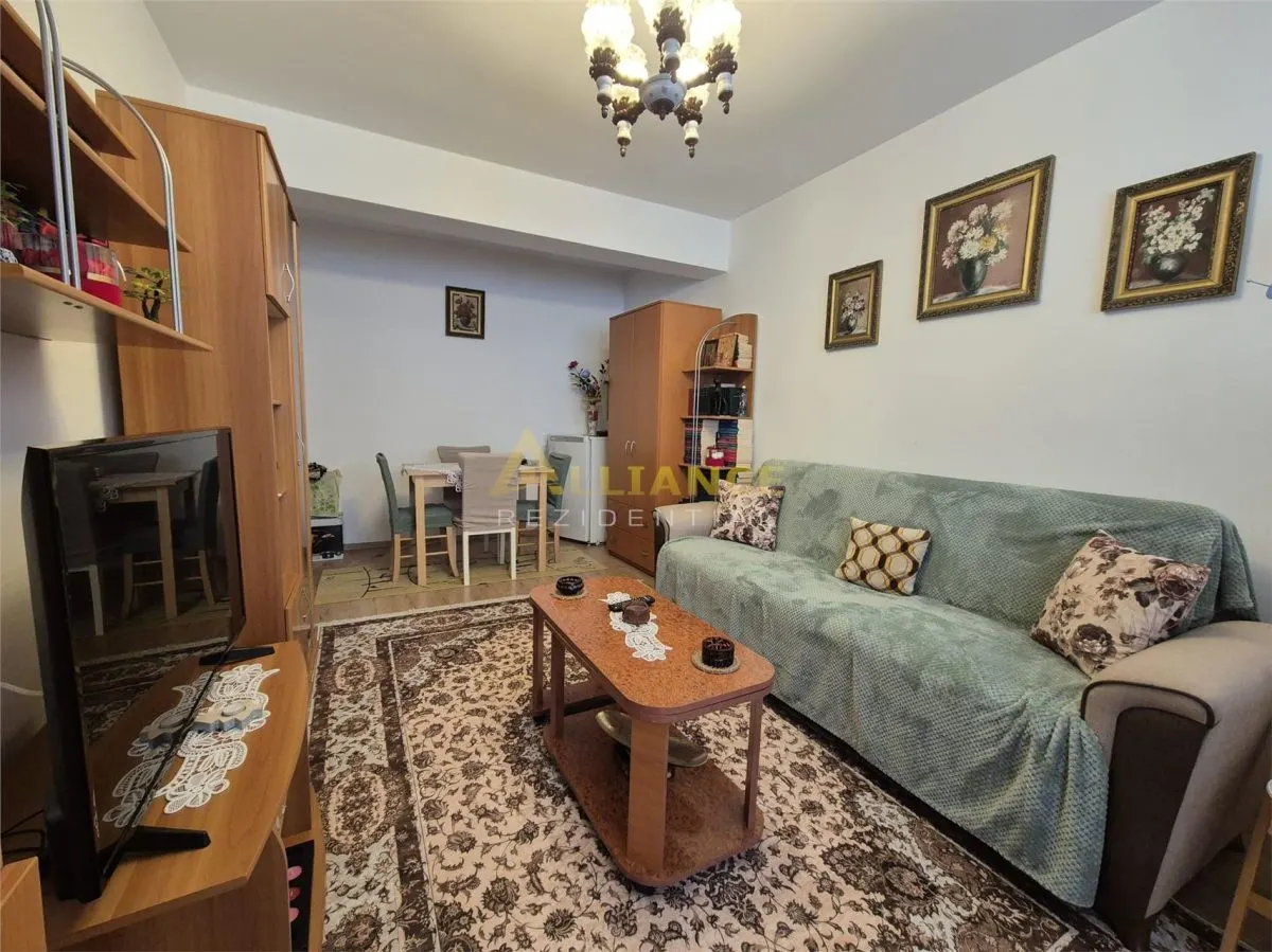 Apartament 2 camere decomandat cu gradina - foto 1