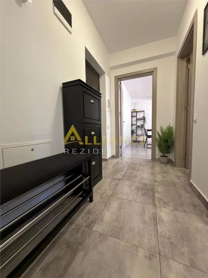 5 Minute Metrou Berceni Apt 3 camere si 2 bai - foto 3