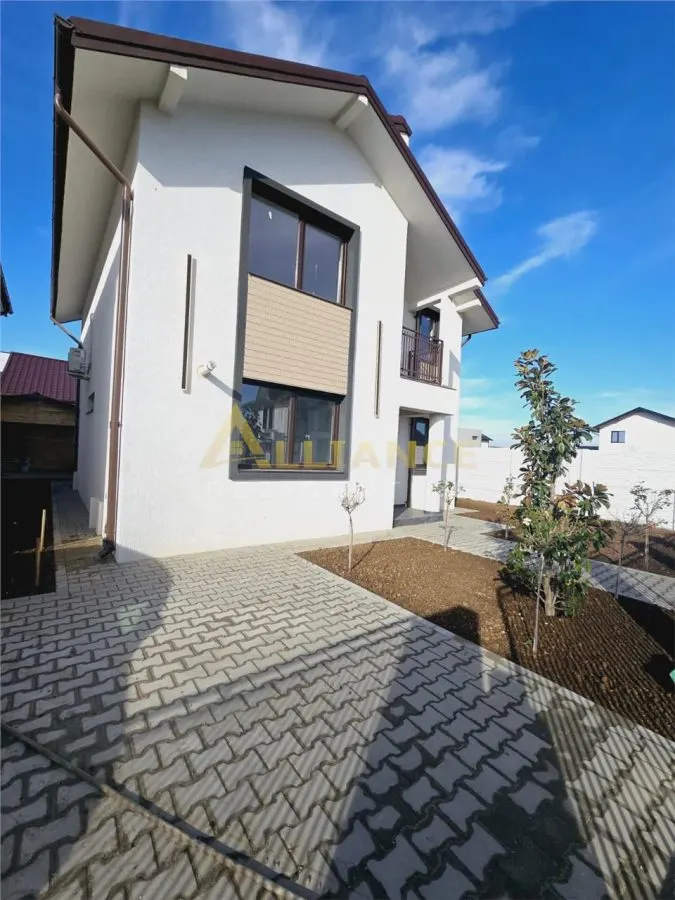 Vila individuala- cartierul nou- curte amenajata- incalzire pardoseală - foto 1