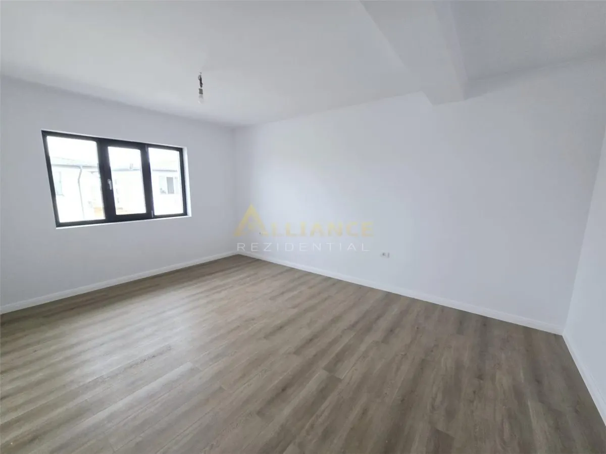 Vila individuala- cartierul nou- curte amenajata- incalzire pardoseală - foto 7