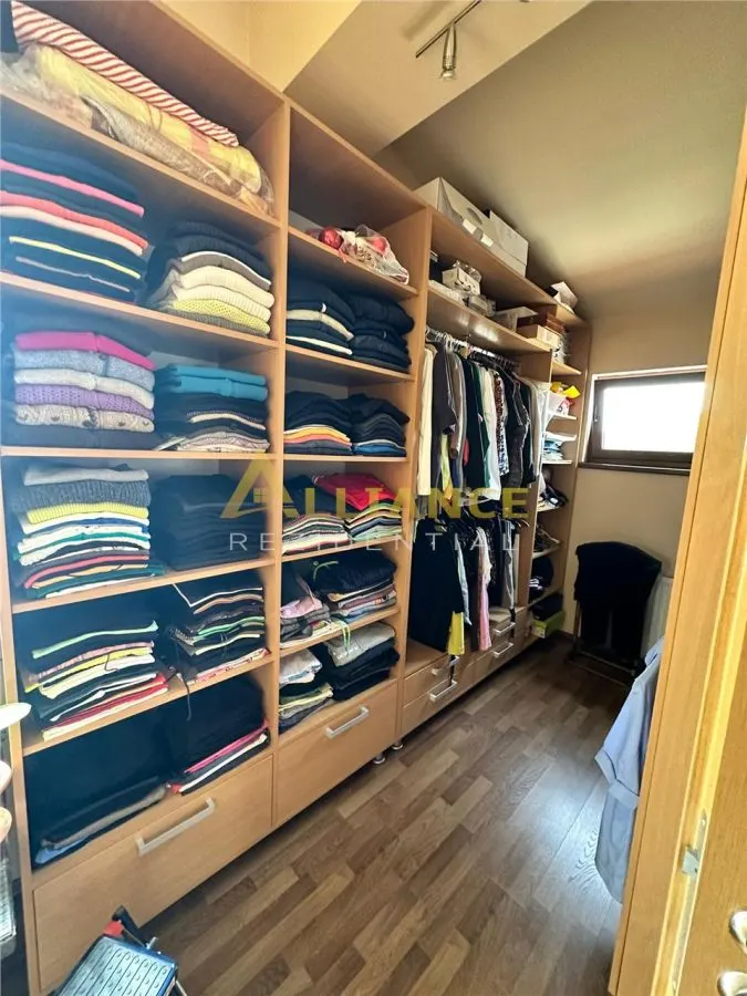 Casa de vanzare 4 camere – Str. Iarba Campului  Pret: 385000€ - foto 13