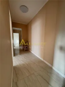 Metrou Aparatorii Patriei 5 min Ap 3 Cam Renovat - foto 2