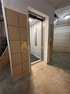 Metrou Aparatorii Patriei 5 min Ap 3 Cam Renovat - foto 17