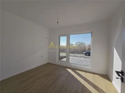 Casa parter- 450mp teren- placa beton- beci- str AVIATORILOR - foto 3