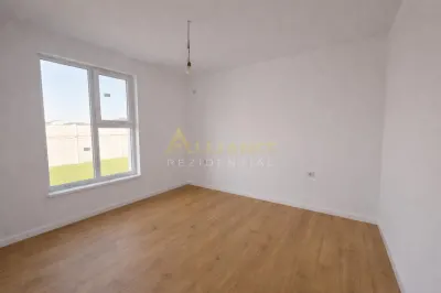 Casa parter- placa de beton - incalzire pardoseală - foto 5