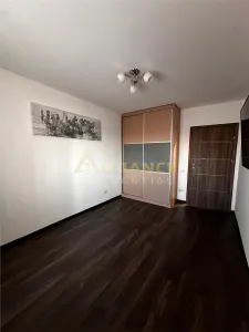 3 CAMERE METALURGIEI 81MP - foto 17