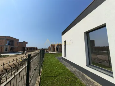 Casa Individuala - 3 camere - 350 mp teren - 90 mp utili - foto 3