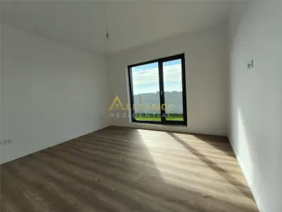 Casa individuala - 3 dormitoare, 550 mp teren - 120mp utili - foto 7