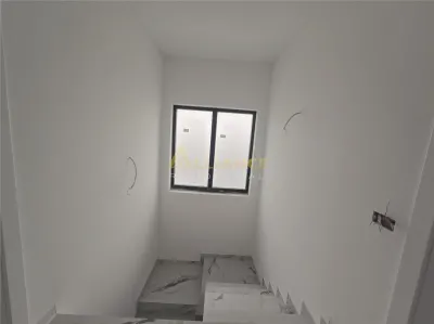 Vila individuala- 4 camere- 2 bai- 375mp teren - foto 5