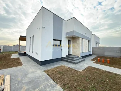 Casa Parter |3 camere+2 bai | Incalzire pardoseala | Teren 371mp - foto 2