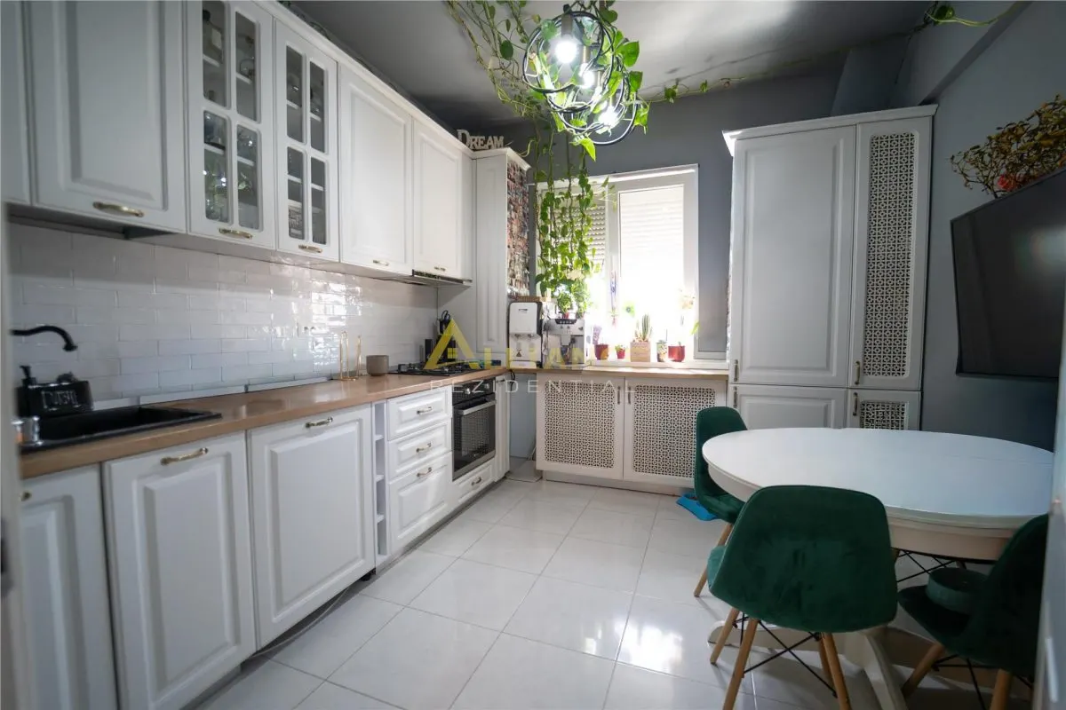 Apartament 2 camere decomandat de vanzare – 65 mp – bloc nou – mobilat si utilat - foto 1