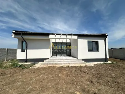  4 camere 2 bai teren 444mp PROMOTIE - foto 3