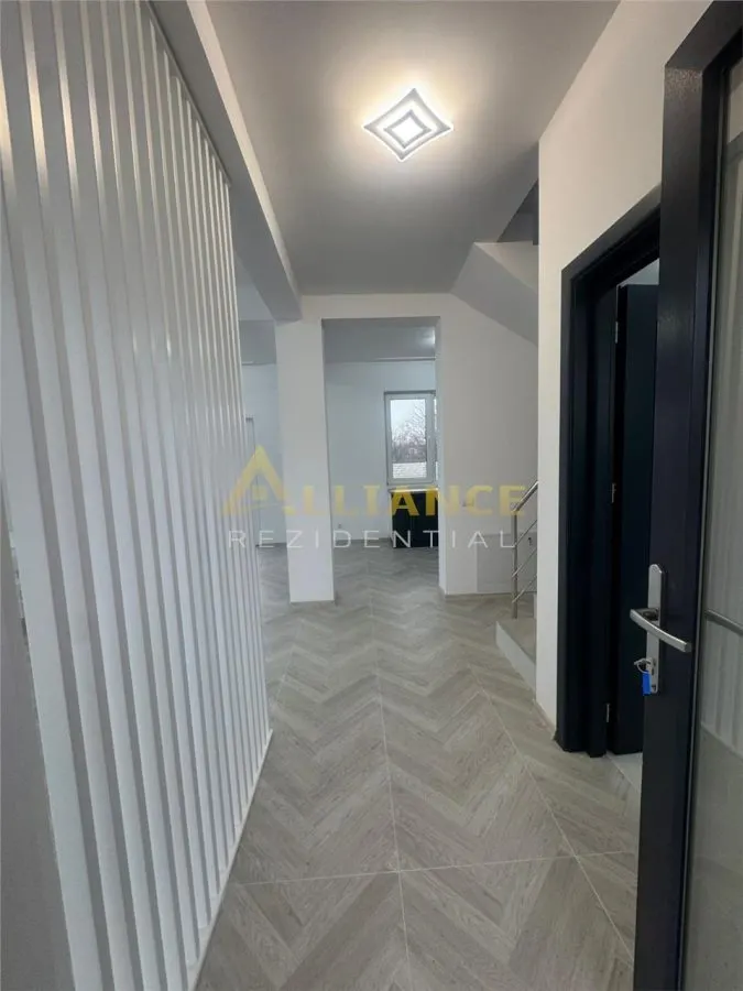 Vila Individuala - 4 camere - 2 bai - 306mp teren - foto 12