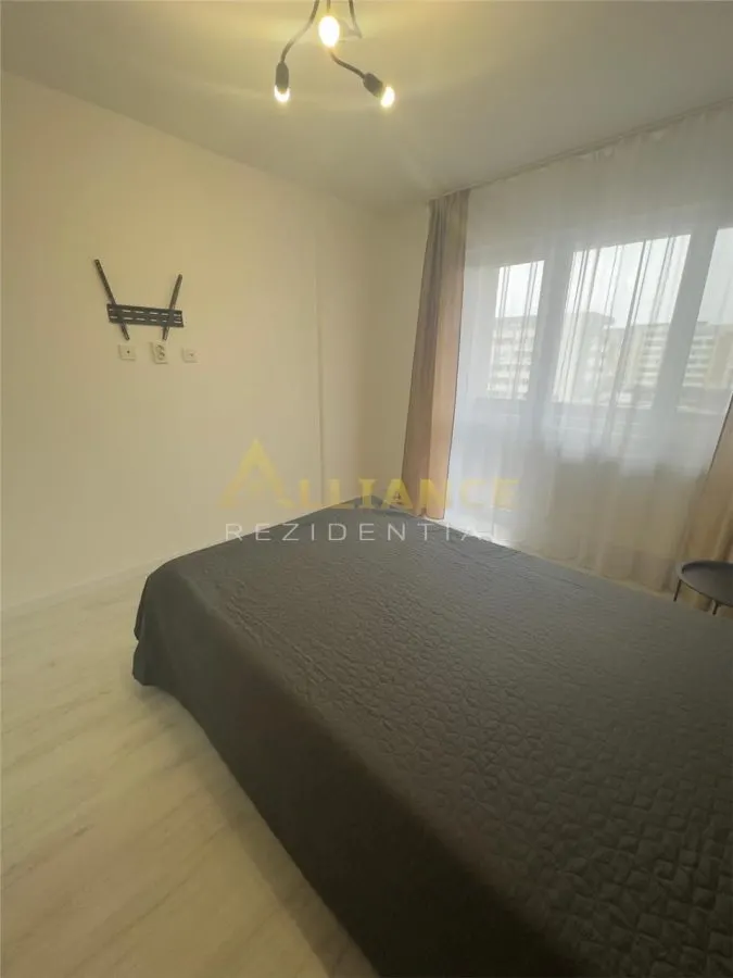 Metrou Berceni,  Biruintei, studio mobilat cu balcon - foto 20