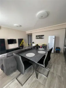 Apartament cu 3 camere sectorul 4 - foto 2