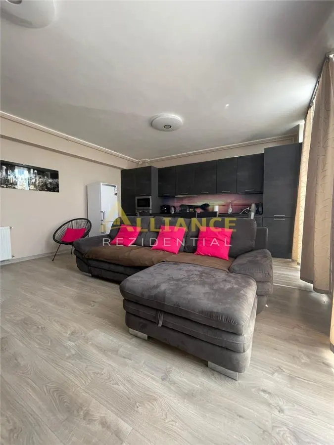 Apartament cu 3 camere sectorul 4 - foto 20
