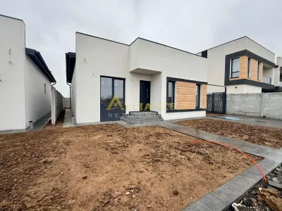 Casa individuala cu 3 dormitoare | Incalzire in pardoseala | Teren 330 mp - foto 2
