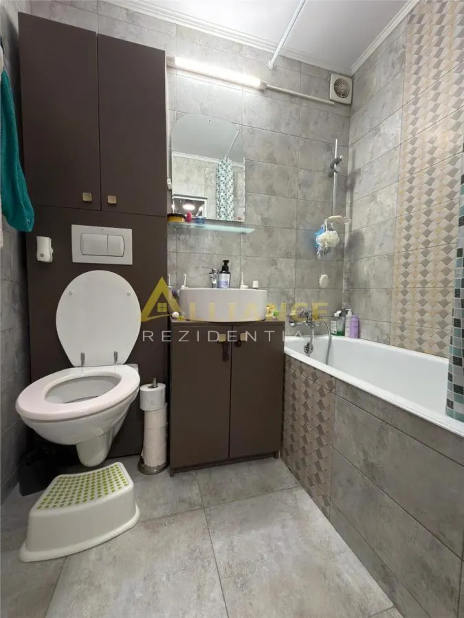 3camere Brancoveanu - foto 17