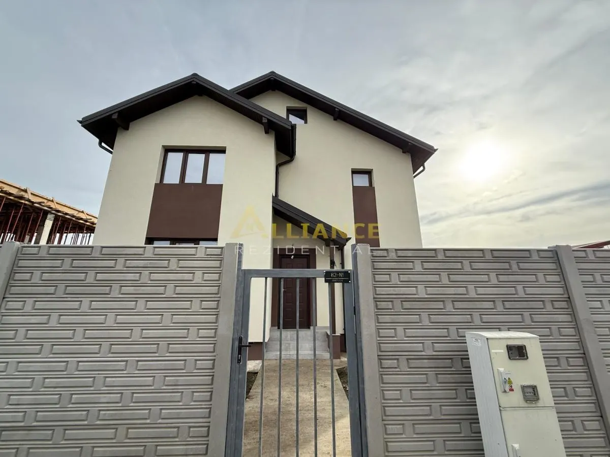 4 camere 2 bai 320mp teren - foto 1