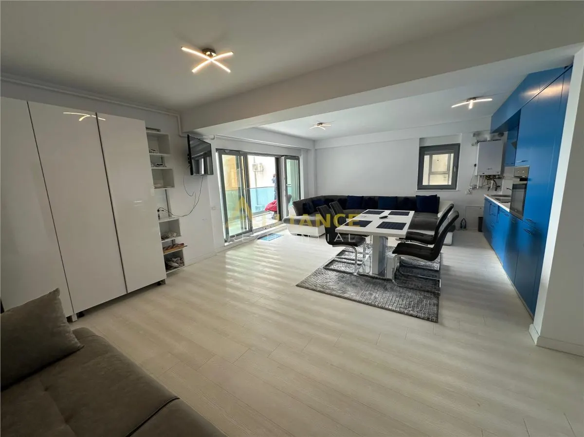 Apartament { Wave 2 Mamaia } {2 camere pe plaja Mamaia} - foto 1
