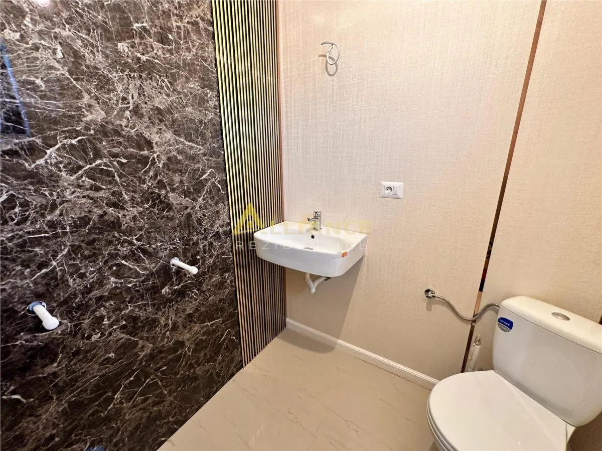  4 camere 3 bai teren 380 m2 Zona linistita - foto 4