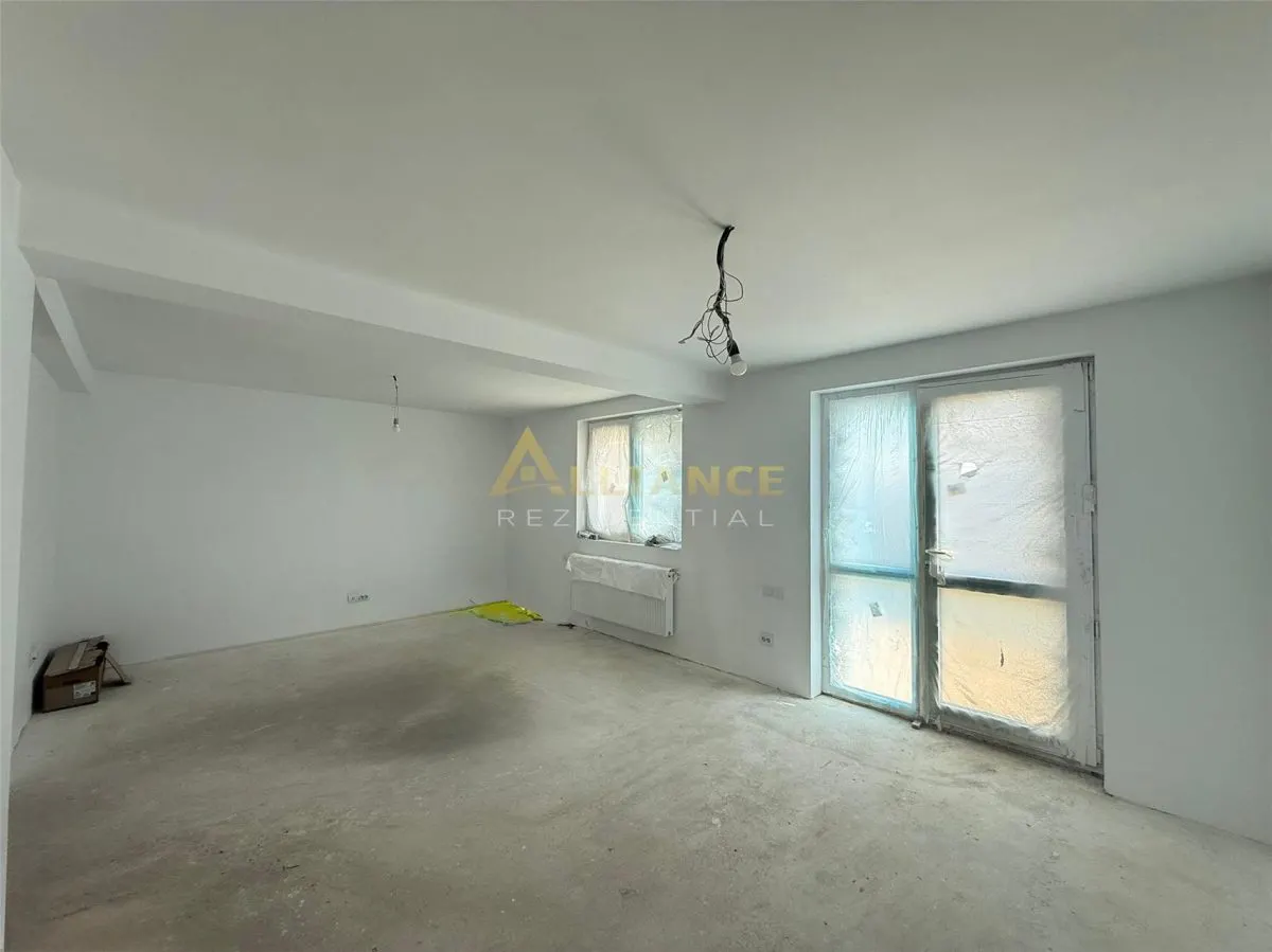 Vila tip duplex | 4 camere | 2 bai | Panouri solare - foto 5