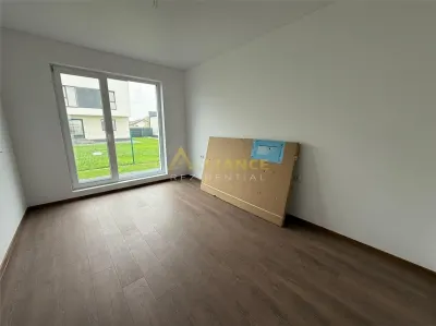 Casa moderna parter / 3 Camere / 2 Bai / Dressing / 2 minute STV - foto 13