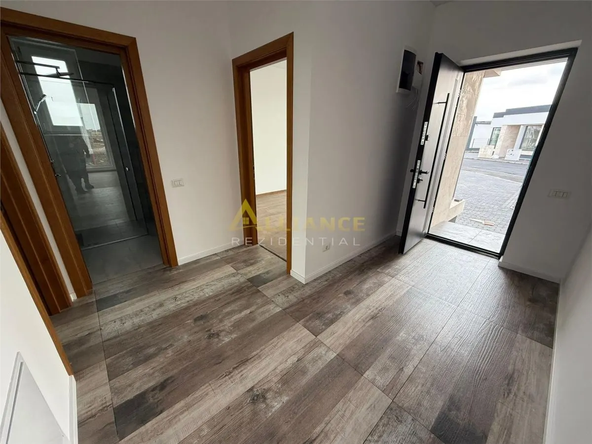 Casa moderna parter / 3 Camere / 2 Bai / Dressing / 2 minute STV - foto 7