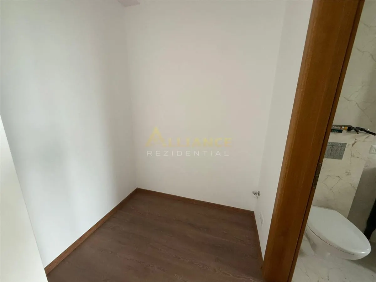 Casa moderna parter / 3 Camere / 2 Bai / Dressing / 2 minute STV - foto 8